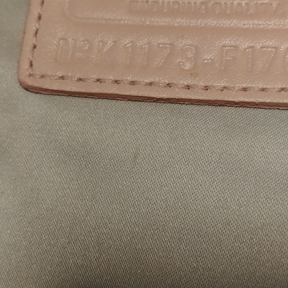 Coach Leather Madison Hippie Removable Crossbody with Shoulder Strap - Picture 10 of 16